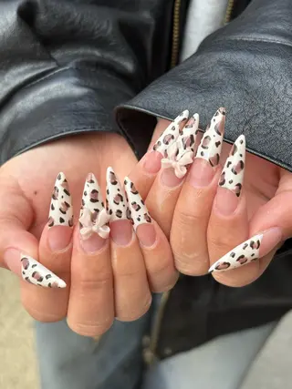 ネイル ✴︎ Delightのネイルデザイン