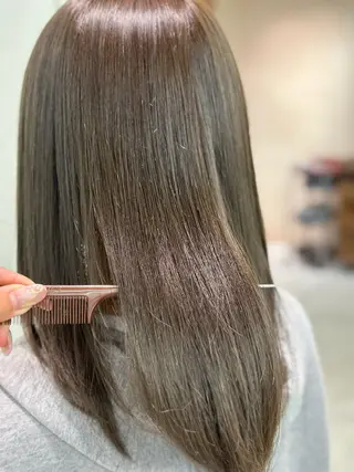 セミロング カラー 🤍透明感カラー🤍 Moeのヘアスタイル