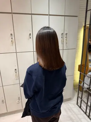 セミロング 吉川沙知 /ナチュラルカラーのヘアスタイル