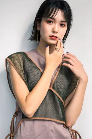 ミディアム LAUREN 公式／大通のヘアスタイル