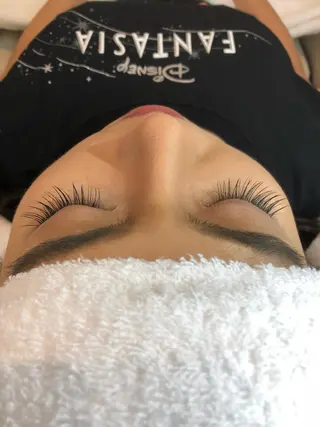 マツエク・マツパ 【デザイナー】田中 美生のヘアスタイル