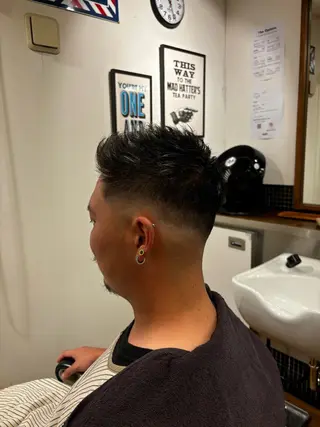 ショート メンズ SUPERCOOL   and RICO East所属・山室 恵介のヘアスタイル