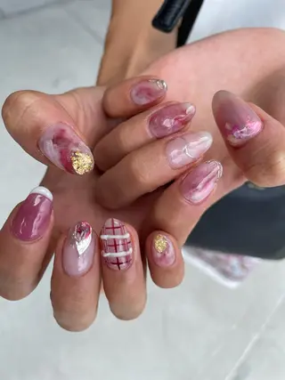 ロング カラー ヘアアレンジ キッズ ネイル マツエク・マツパ 福田 加奈のネイルデザイン