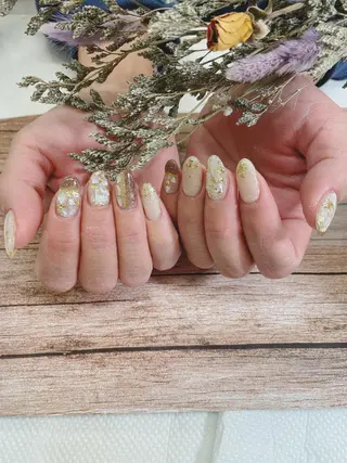 ネイル 🦋ネイルサロン ブラン🌈ゆりのネイルデザイン