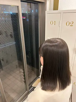 カラー 善財 康葵のヘアスタイル