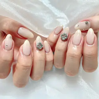 ネイル eight横浜🧸 kumabeのネイルデザイン