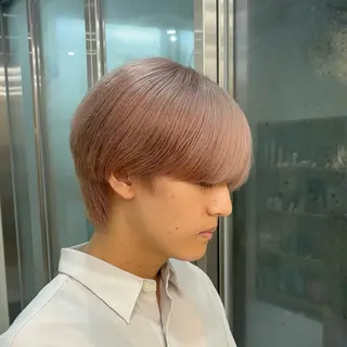 ショート カラー メンズ 小山　綾奈 カラー/ブリーチのヘアスタイル