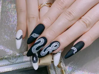 ネイル 美爪パラジェル導入店 Sunnilyのネイルデザイン