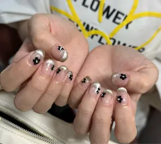 ネイル LAVISH nanamiのネイルデザイン