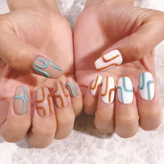 ネイル VIOLUS所属・VIOLUS 関目のネイルデザイン