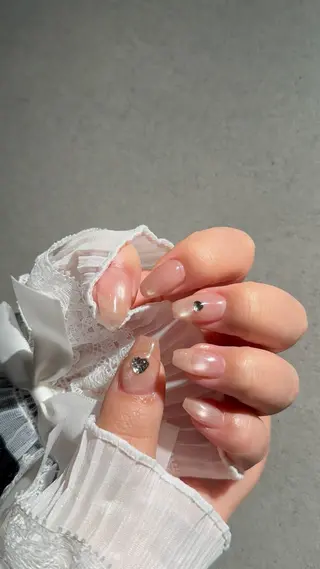 ネイル I-nailロング /ワンホン/キラキラのネイルデザイン