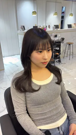 セミロング 透明感カラー/大阪 Rieのヘアスタイル