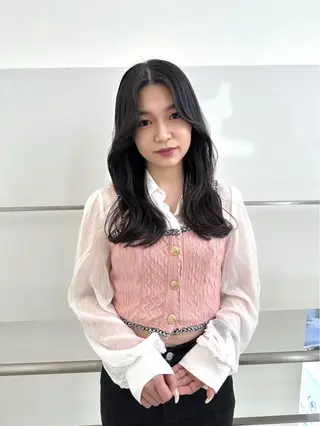 セミロング NOAHL 上尾店のヘアスタイル