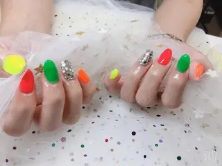 ネイル 🦋ネイルサロン ブラン🌈ゆりのネイルデザイン