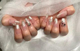 ネイル Roi〈ロワ〉 Minakoのネイルデザイン