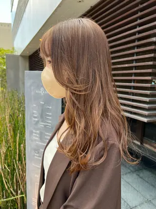ロング カラー 中井 一葉のヘアスタイル