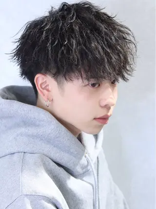 ショート パーマ メンズ サロンズ内B区画所属・新宿メンズ専門 メンズパーマ特化のヘアスタイル