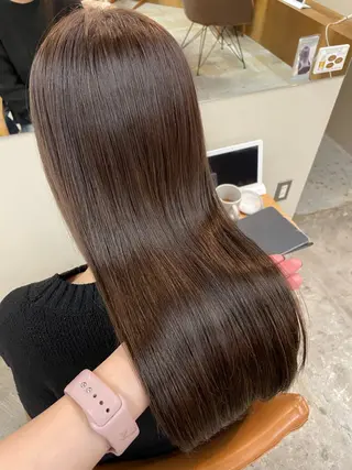 ロング カラー 山下 悠月のヘアスタイル