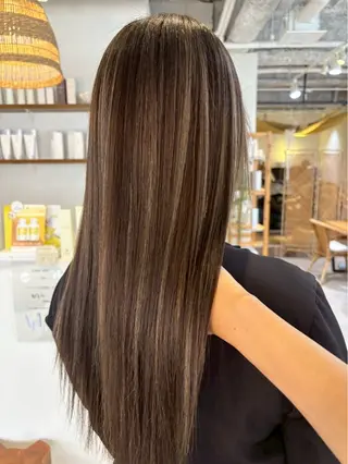 ロング カラー ココルアナ所属・ゆう/大阪豊中/海外 カラー/艶カラーのヘアスタイル