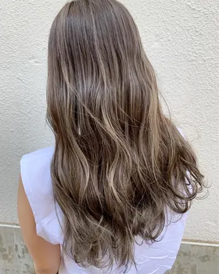 ロング カラー flocci🌙 フロクシのヘアスタイル