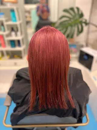 ミディアム カラー カリプソショコラ美容室所属・YOKO こりんのヘアスタイル