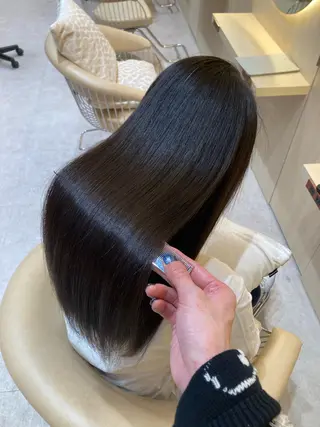 ロング 🩵縮毛矯正・ボブ 岩原朋也🩵のヘアスタイル