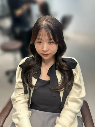 ロング カラー nina/髪質改善 /柔らかな艶髪🫧のヘアスタイル