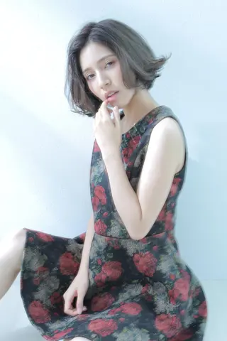 ミディアム due hair 京都駅前店 MILBON オージュア認定サロン【デューヘアー】所属・ハイトーンブリーチ 土坂　由志【京都】のヘアスタイル