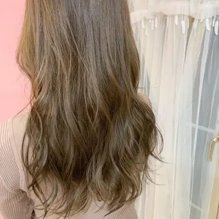 ミディアム カラー Lome'所属・✨ブリーチマスター✨ オクヤマヨウスケのヘアスタイル