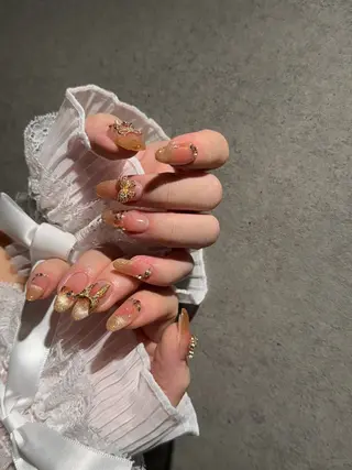 ネイル I-nailロング /ワンホン/キラキラのネイルデザイン