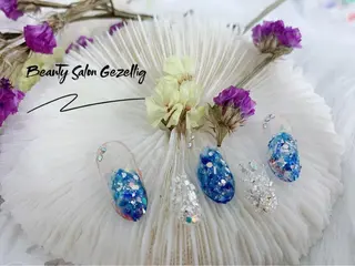 ネイル ビューティーサロン ヘゼリヒのネイルデザイン