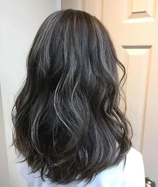 ロング カラー パーマ ヘアアレンジ メンズ キッズ ネイル マツエク・マツパ #3/M所属・【サンバイエム】 公式のエステ・リラクイメージ