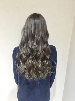 ロング filo by　Feria所属・filo   渋谷 Gishiのヘアスタイル