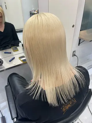 カラー メンズ 似合わせハイトーン ヒロトのヘアスタイル