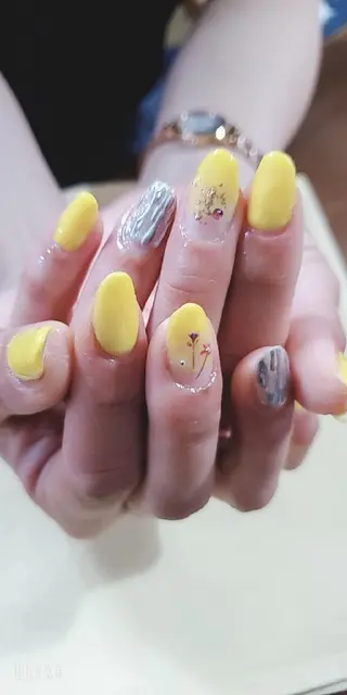 ネイル Lea,Nail所属・松橋 愛のネイルデザイン