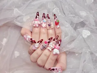 ネイル Yukiko 🌙のネイルデザイン