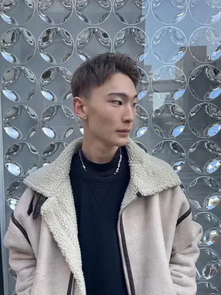 カラー メンズ ラシェンテ居留地所属・鶴﨑 美優亜のヘアスタイル