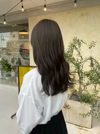 ロング 八杉 佳澄のヘアスタイル