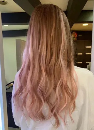 セミロング カラコレなんば店所属・カラコレなんば TOPstylistのヘアスタイル