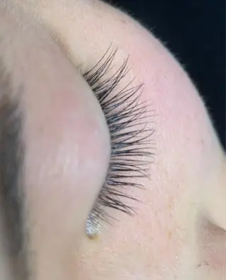 マツエク・マツパ ヘアーメイクWILL所属・堀 夏実のマツエク・マツパデザイン