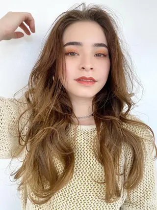 ロング Monan 新宿所属・ケイジ✨透明感 /艶カラー✨のヘアスタイル