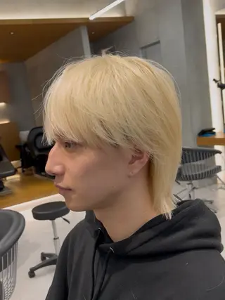 ショート カラー メンズ ブリーチカラー🌈 ウルフカット🐺のヘアスタイル