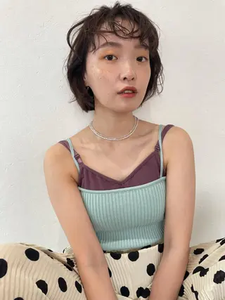 ショート カラー パーマ ヘアアレンジ satsuki 暖色・ブラウンカラーのヘアスタイル