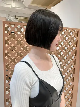 ショート カラー 川間 将彦のヘアスタイル