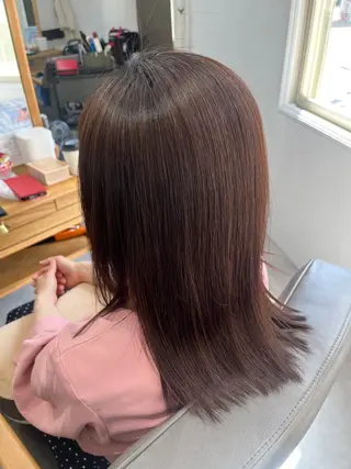 セミロング 三品 早妃のヘアスタイル