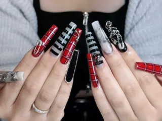 ネイル Julli ジュリのネイルデザイン