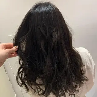 ロング 上平 綾菜のヘアスタイル