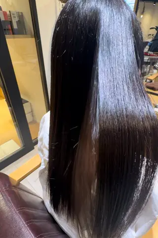 ミディアム 保坂 一真のヘアスタイル