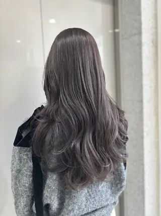 ロング カラー 流行りの透明感カラー ×縮毛矯正🤍ユウのヘアスタイル