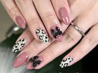 ネイル One Plus Nail Salonのネイルデザイン